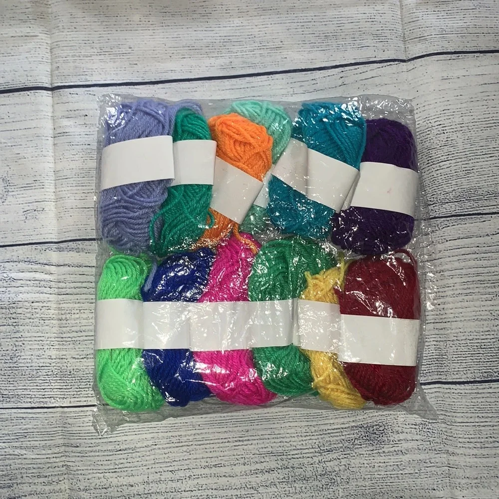 Mini Yarn Bundles (2) NWT - Picture 3 of 4